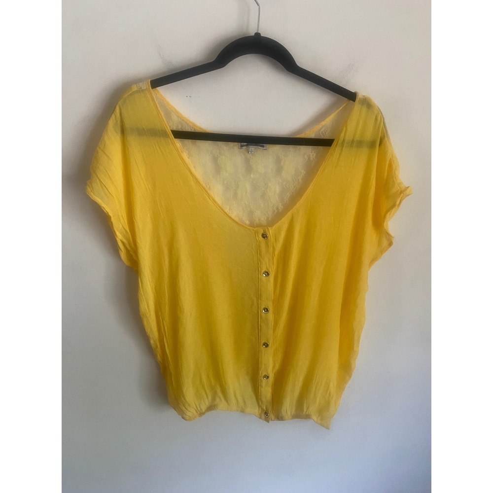 Charlotte Russe Yellow Lace Back Button Front‎ Blouse Womens Large